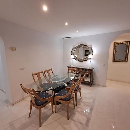 Luminous Apartment In Playas Del Duque , Puerto Banus By Holidays & Home Marbellac Extérieur photo