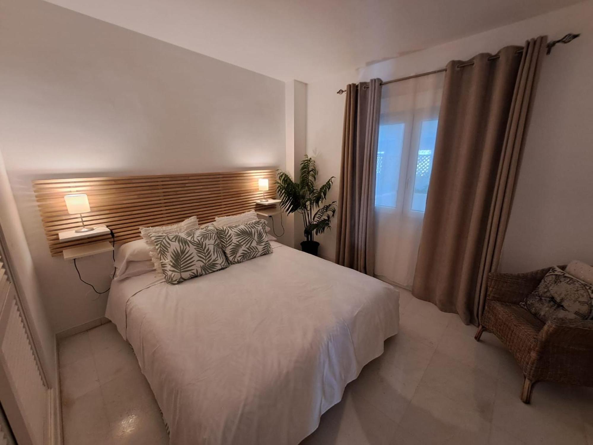 Luminous Apartment In Playas Del Duque , Puerto Banus By Holidays & Home Marbellac Extérieur photo