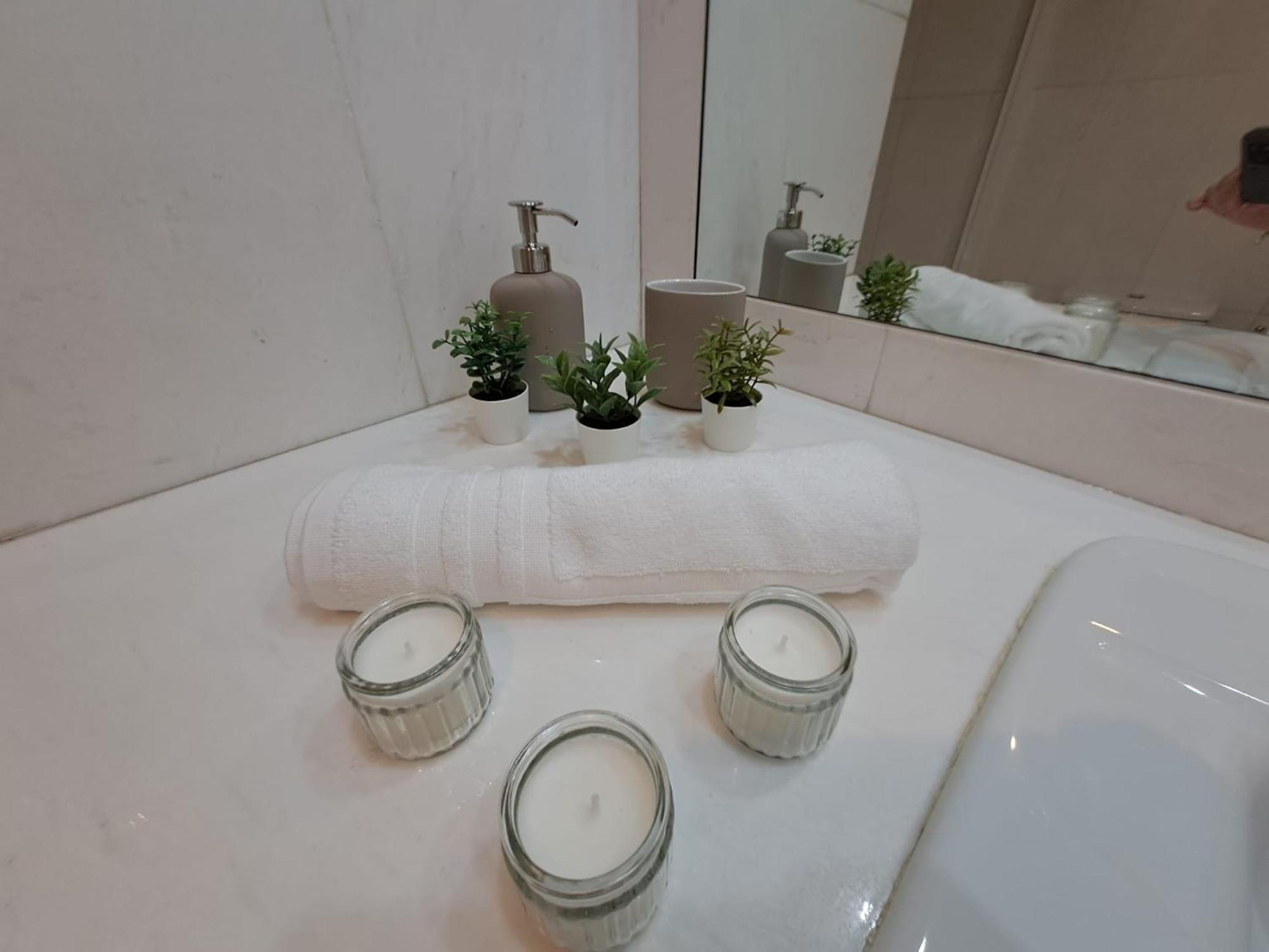 Luminous Apartment In Playas Del Duque , Puerto Banus By Holidays & Home Marbellac Extérieur photo