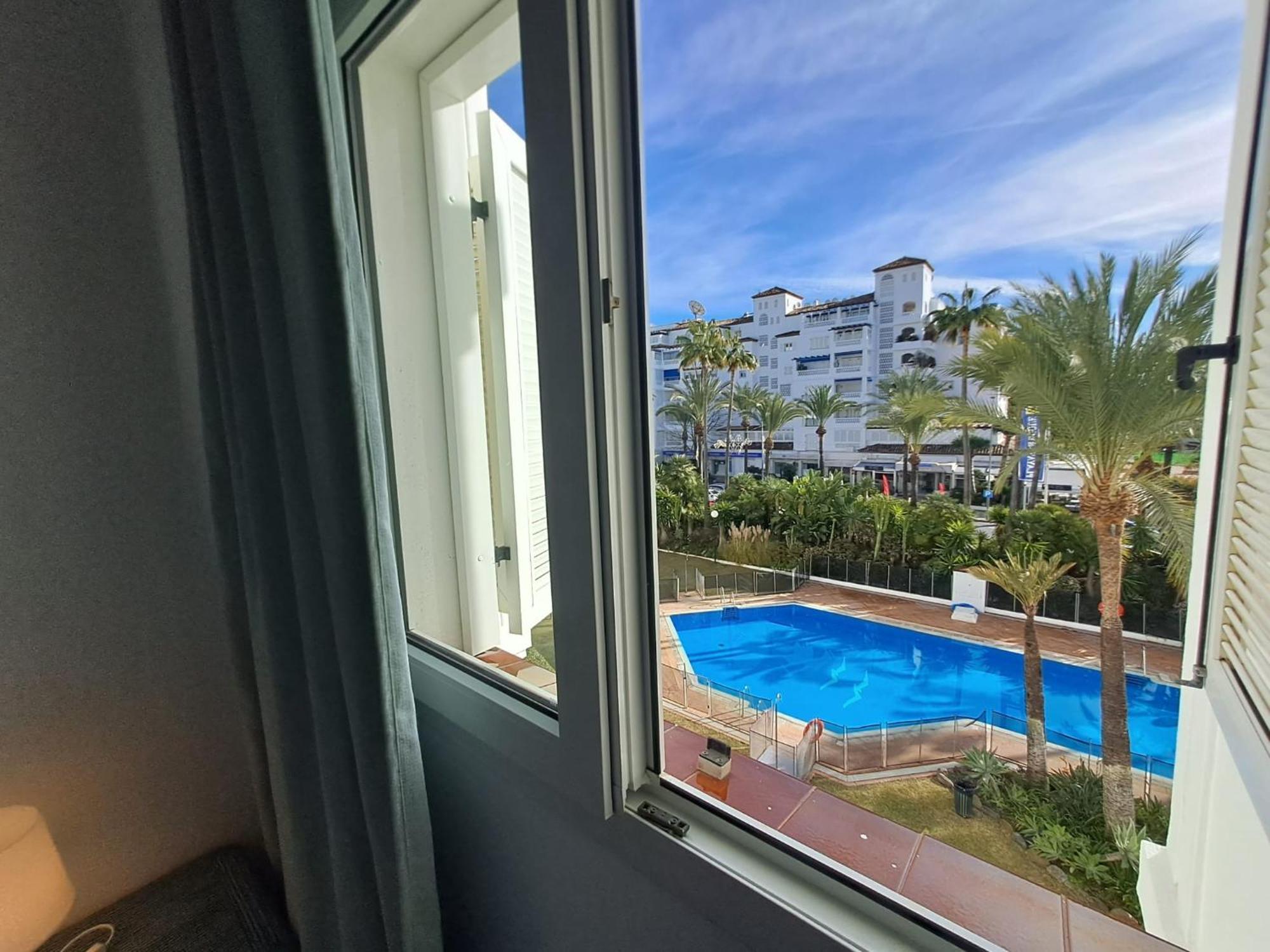 Luminous Apartment In Playas Del Duque , Puerto Banus By Holidays & Home Marbellac Extérieur photo