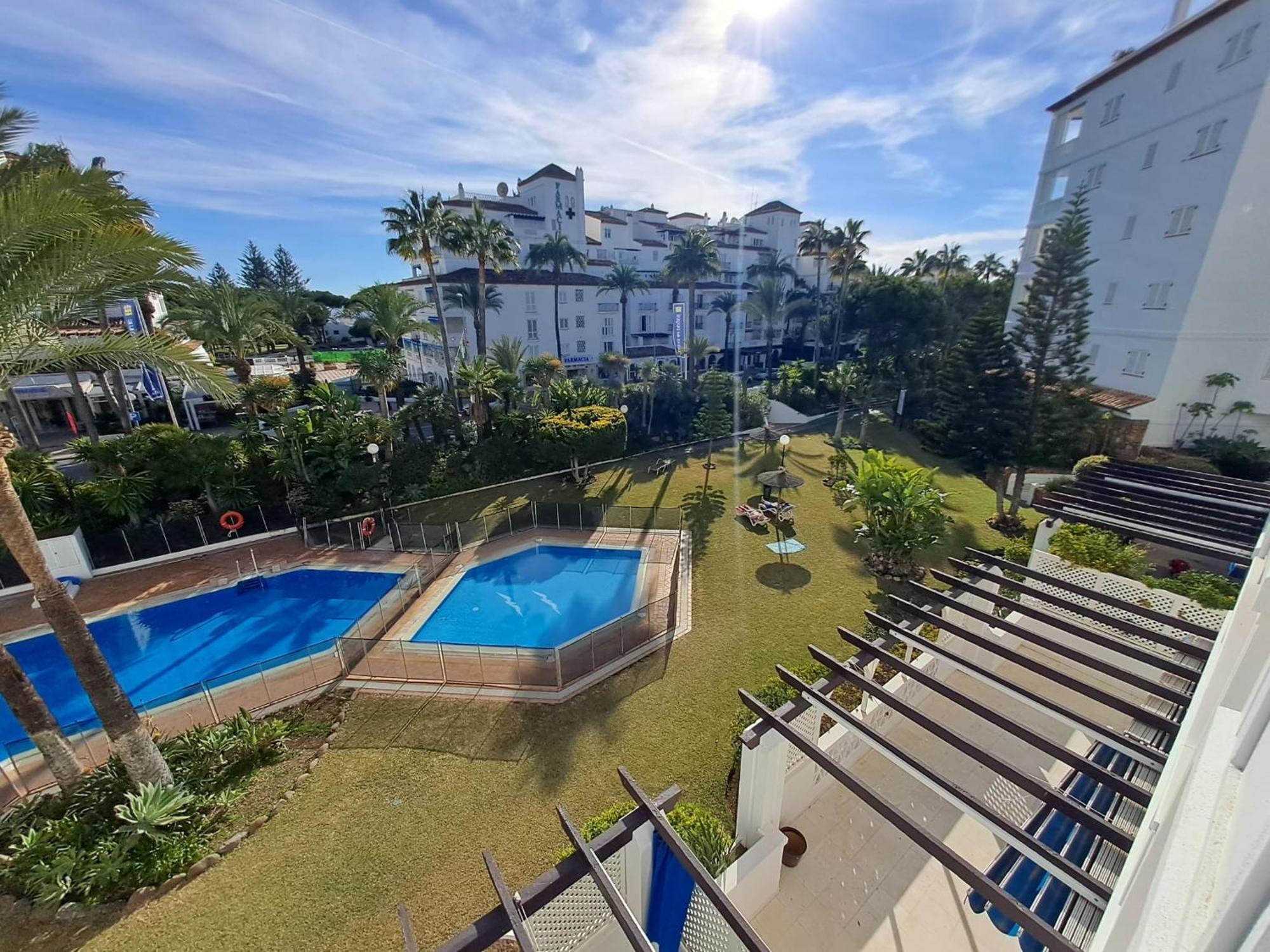 Luminous Apartment In Playas Del Duque , Puerto Banus By Holidays & Home Marbellac Extérieur photo